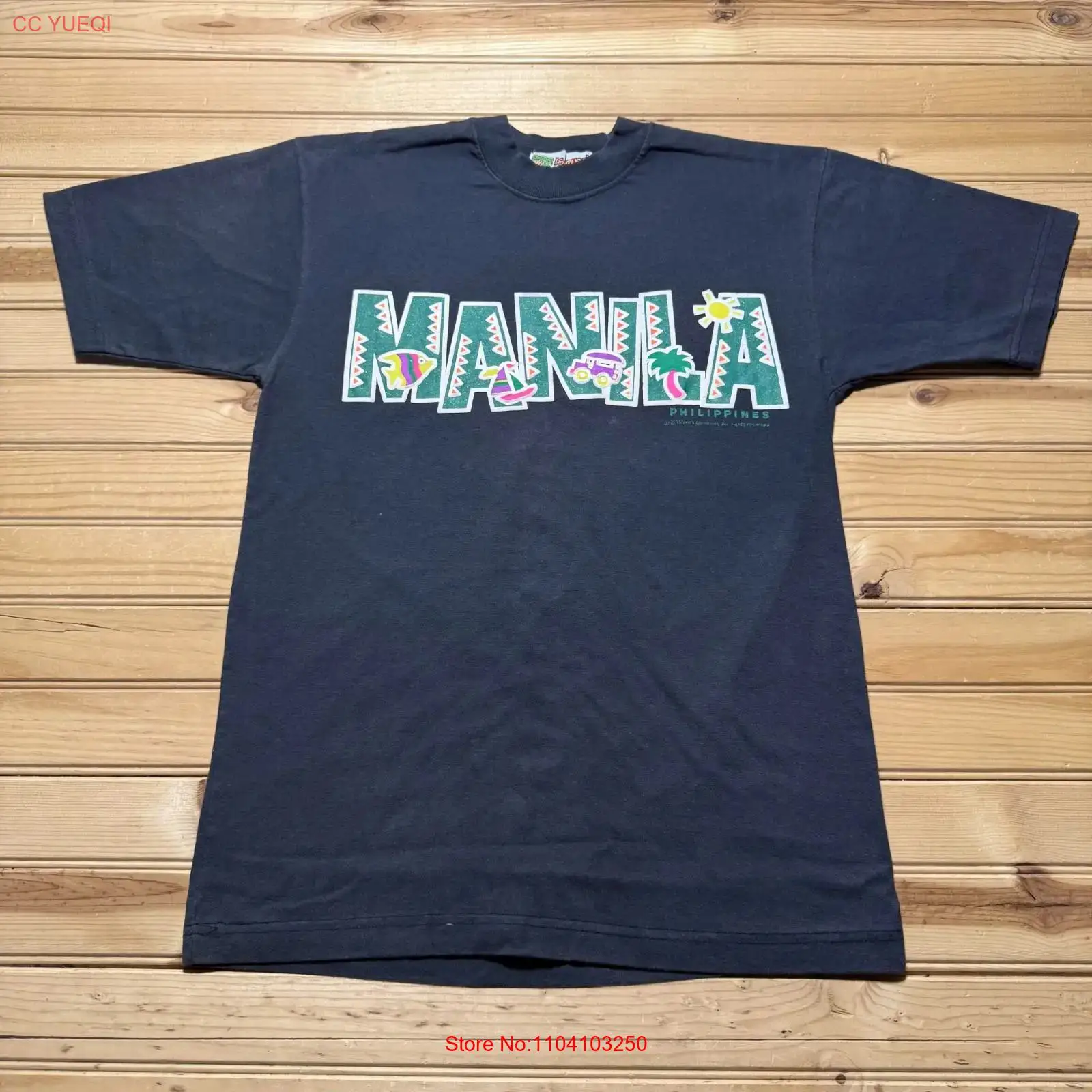 Mens Fashion In The 90S - เสื้อยืดของที่ระลึกชายหาดเมืองมะนิลา ฟิลิปปินส์ สไตล์วินเทจยุค 90s ไซส์เล็ก ผ้าซักนุ่ม