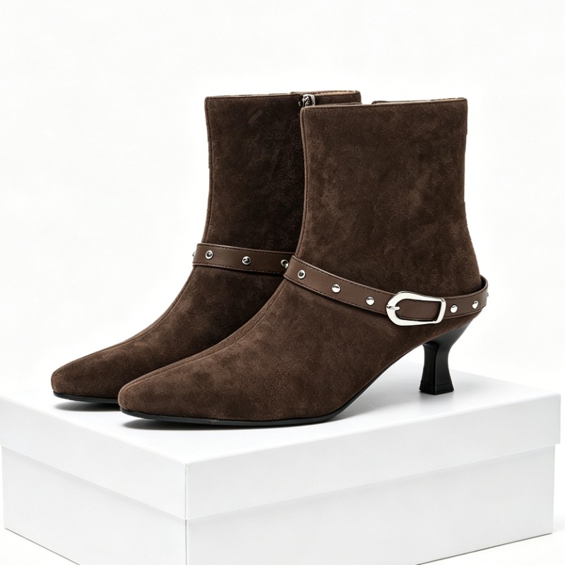 Mens Fashion Modern - รองเท้าบูทสั้นผู้หญิงหนังกลับแบบใหม่สำหรับฤดูหนาว หัวแหลม ซิปด้านข้าง ดีไซน์เนอร์ รองเท้าบูทสั้นแบบเรียบหรู ส้นเตี้ย