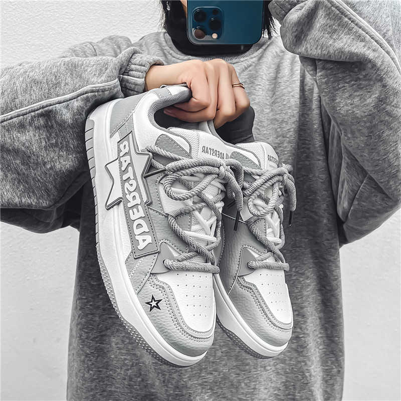 รองเท้าผ้าใบหัวมนพื้นยางน่ารัก - Men'S Fashion Luxury Brands บทวิจารณ์และราคา