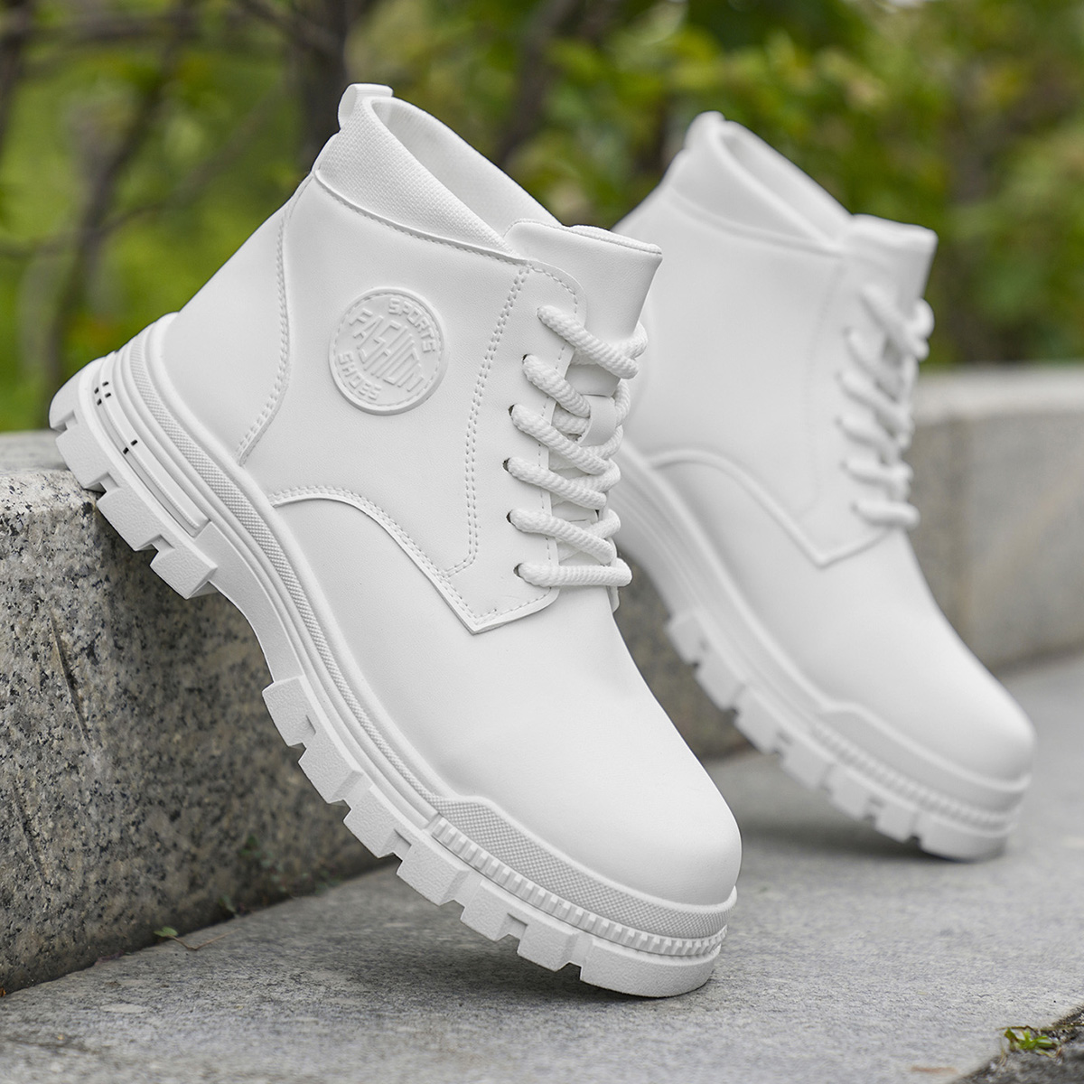 รองเท้าบูทมอเตอร์ไซค์สีขาวสำหร - Men'S Fashion Hiking Boots บทวิจารณ์และราคา